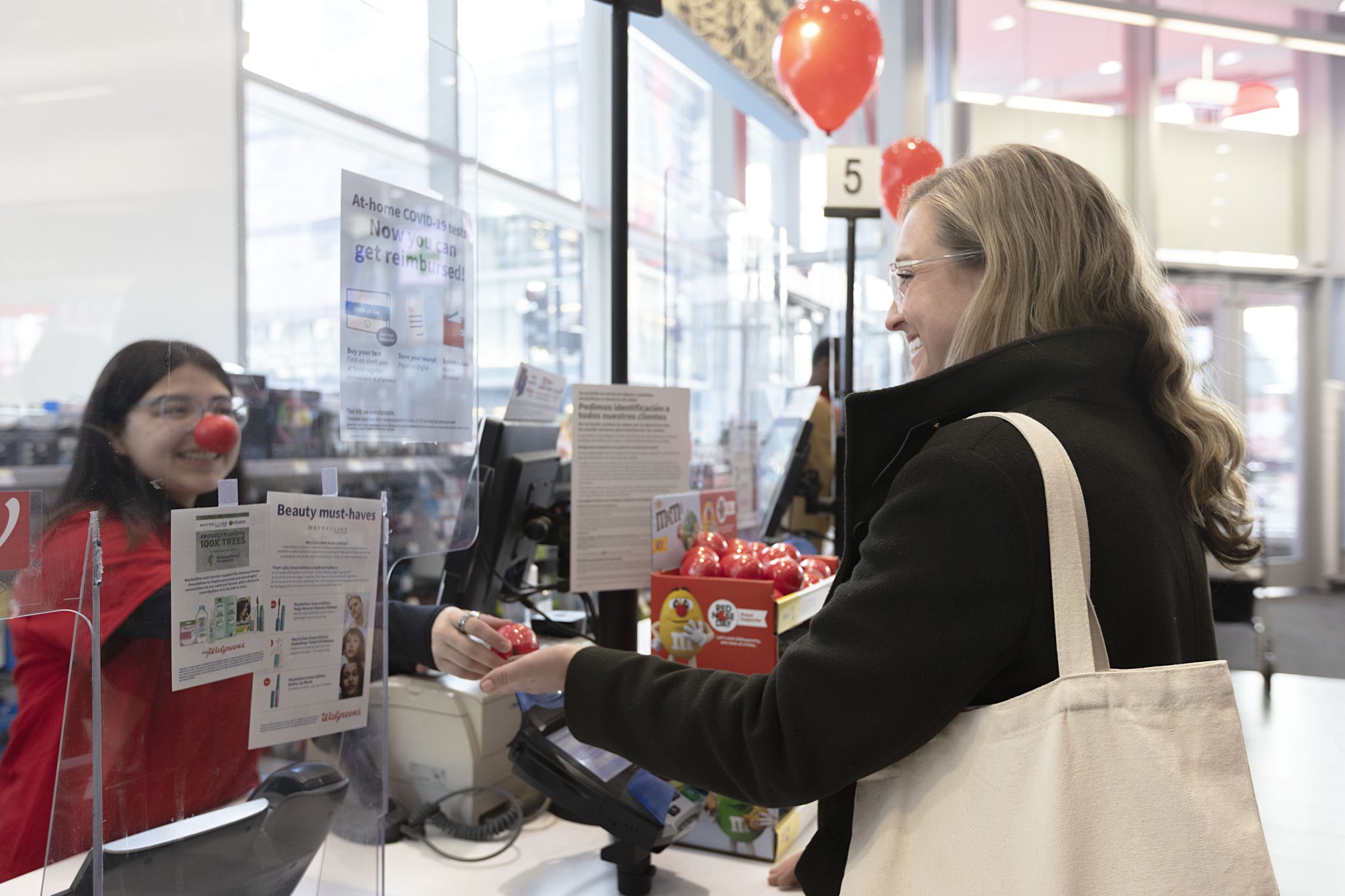 Walgreens returns as exclusive retail partner of Red Nose Day CDR