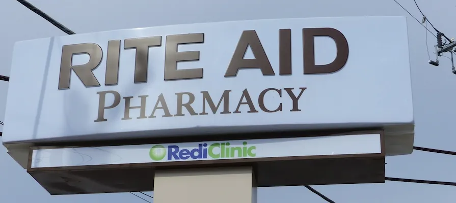 Rite Aid comp-store sales inch up in August