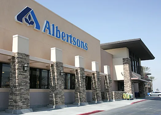 Albertsons appoints senior VP