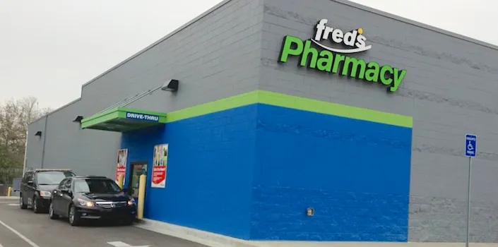 Walgreens buys pharmacy files from Fred’s