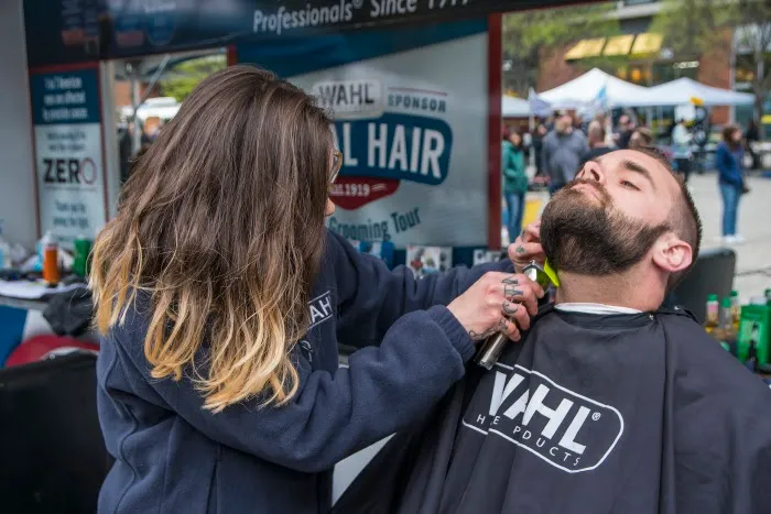 Wahl Mobile Barbershop at Made in America 2019