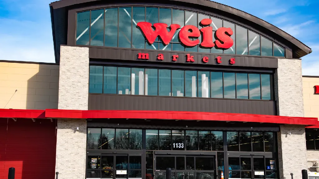 Weis pharmacies now offer updated Moderna and Pfizer vaccines