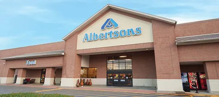 Albertsons raises annual sales and profit forecast on strong pharmacy, digital growth