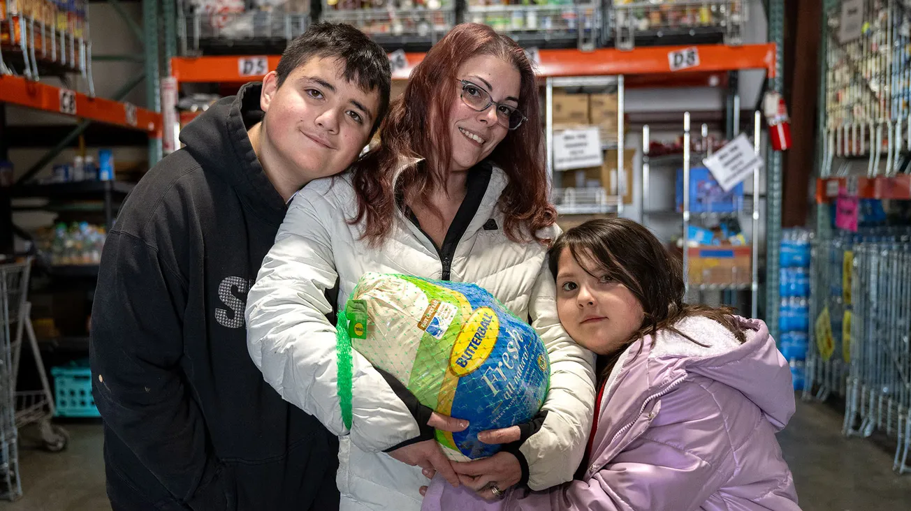 CVS Health empowers customers to fight food insecurity through pharmacy donations