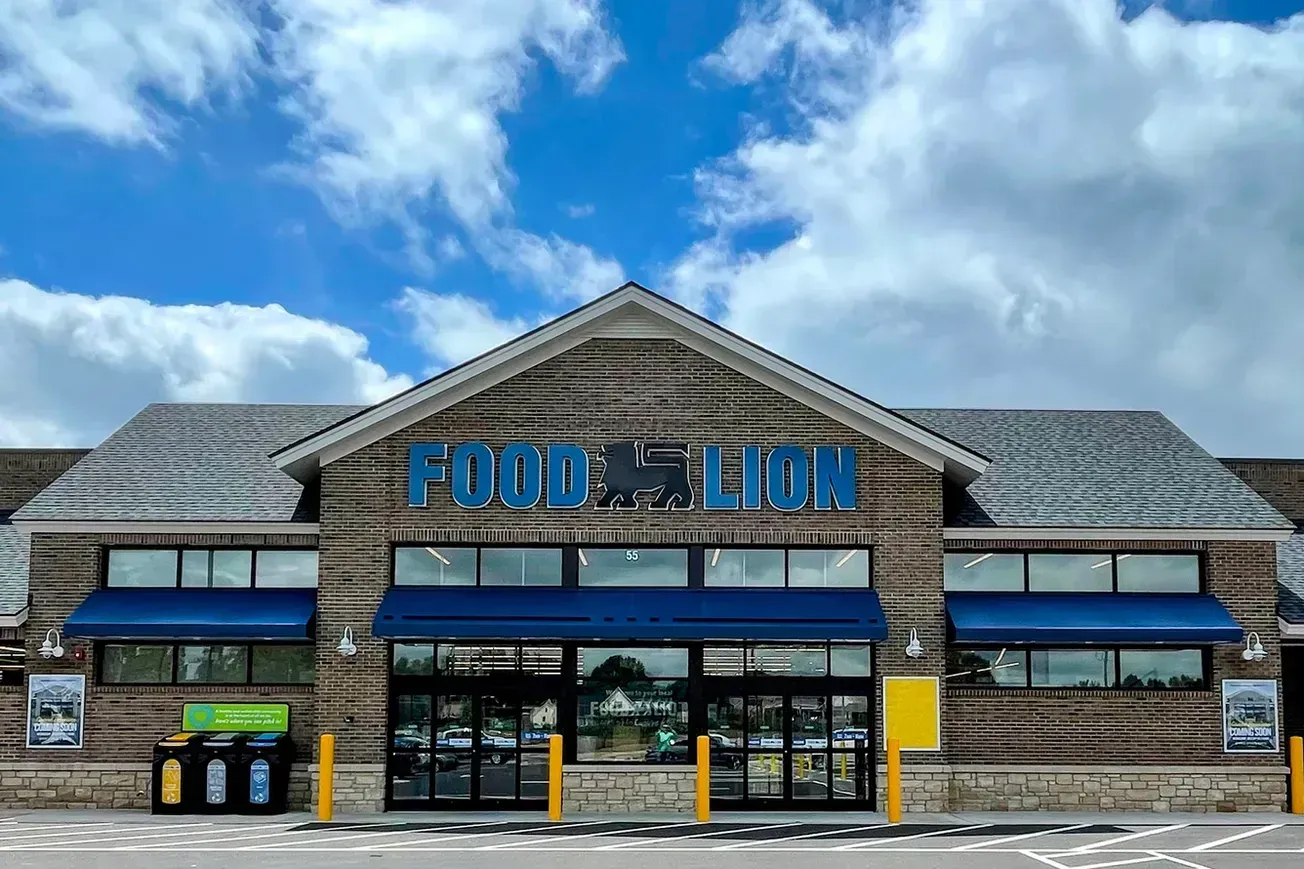 Food Lion providing complete Thanksgiving dinner that feeds 10 people for under $4 a person
