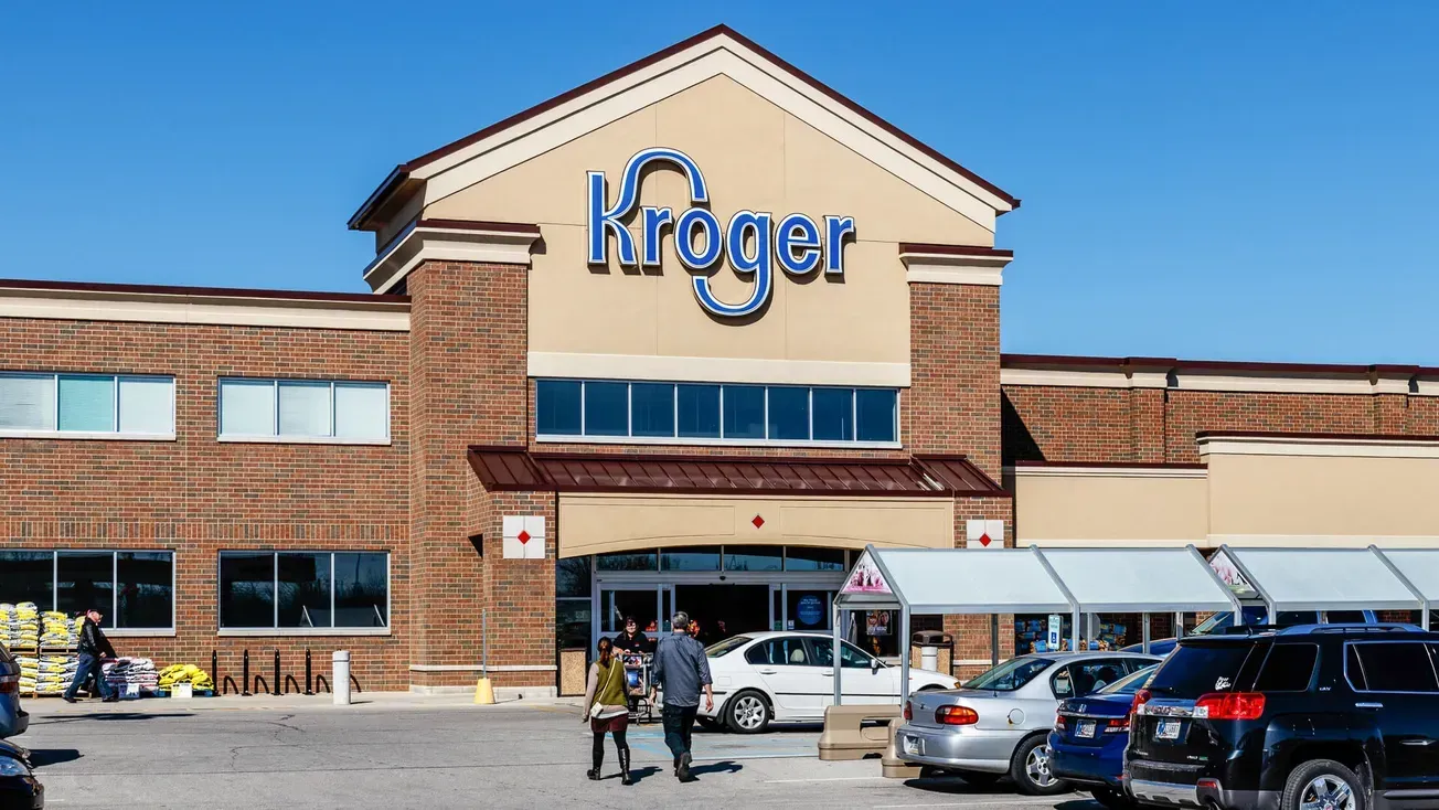 Kroger looks to expand e-commerce offerings