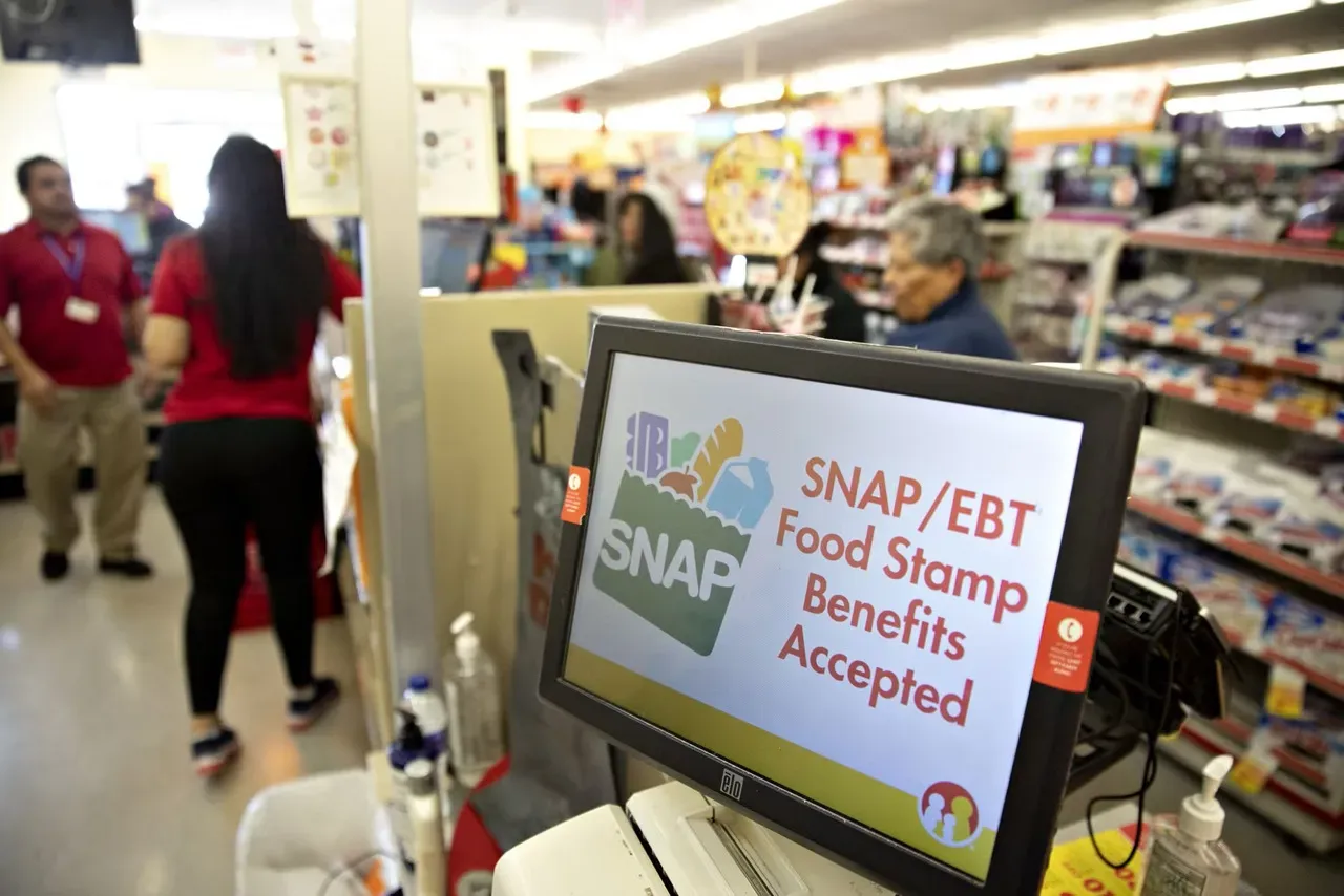 SNAP households outspend non-SNAP by 23% on CPG food and beverages, Circana reports