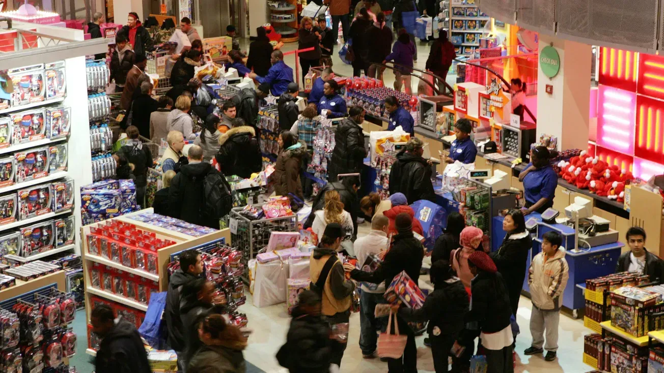 CNBC/NRF Retail Monitor’s December numbers reveal strong holiday season spending