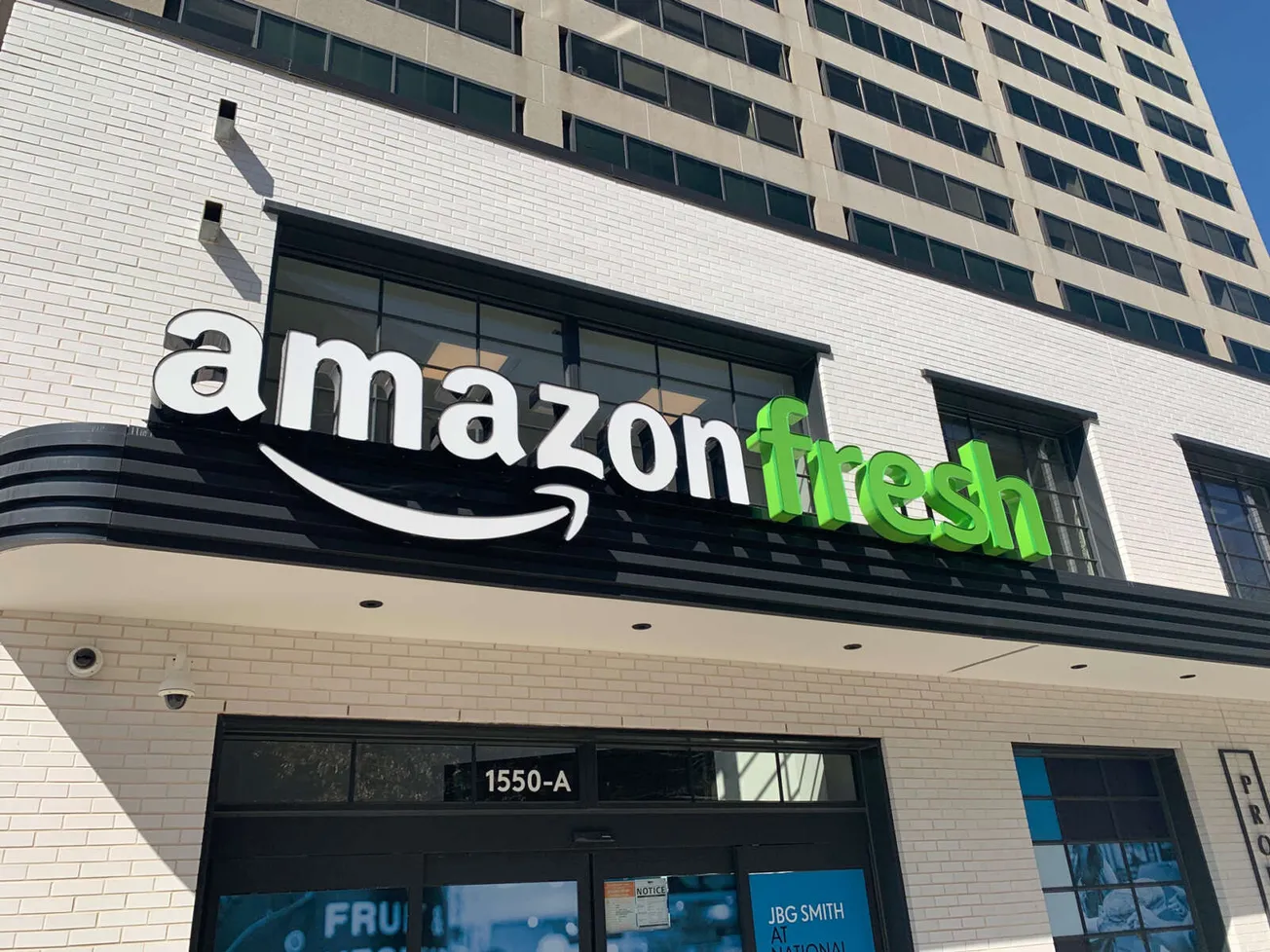 Amazon to shutter all Go and Fresh stores
